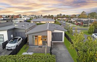 42 Liberation Road, Papakura