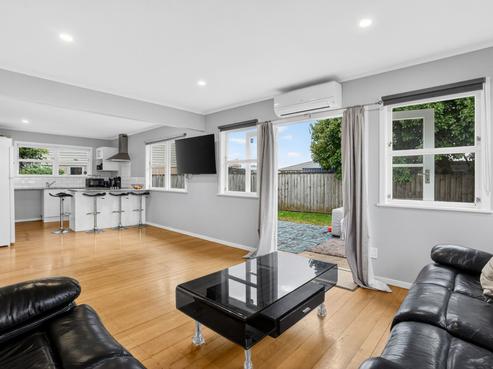 25A Holland Street, Pukekohe