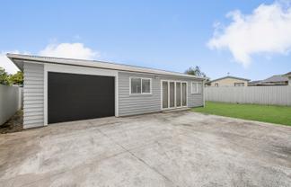 11a Windrush Close, Mangere