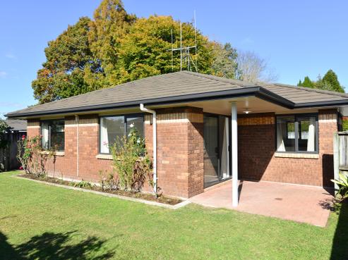 5C Sexton Road, Huntington