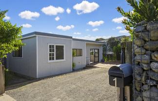 1 Matuhi Street, Waikanae