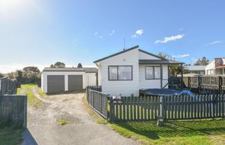 75A and 75 Pohutukawa Drive, Owhata