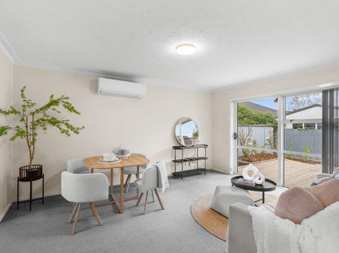 1/18 Sawtell Place, Northcote