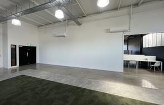 Quality First Floor Office in Kingsland