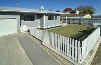 2/85 Diaz Drive, Flaxmere