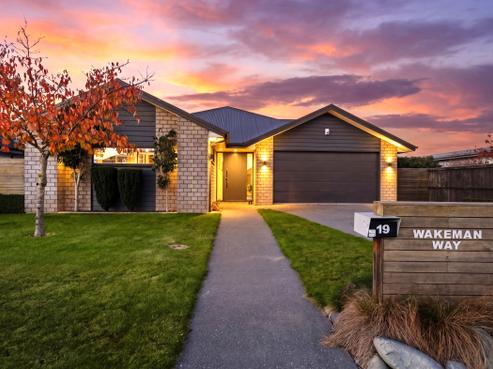19 Wakeman Way, Woodend Beach