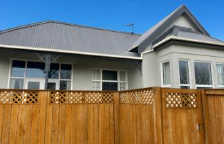 19A Royal Crescent, Saint Kilda