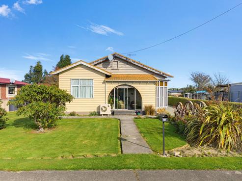 15 Burns Street, Mataura