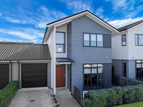 12 Hoiho Road, Pukekohe