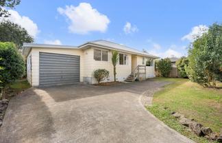 5A Stokes Avenue, Te Atatu Peninsula