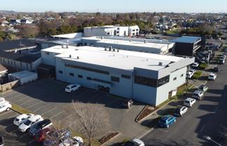 Substantial City-Fringe Office & Warehouse Facility