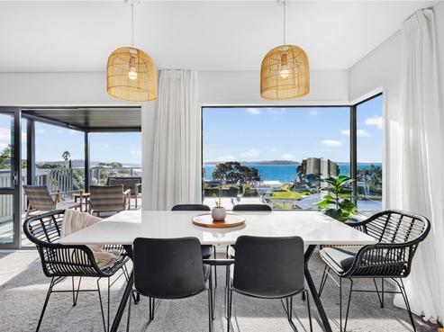22 De Luen Avenue, Tindalls Beach