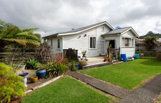 10 Sir William Hale Crescent, Moerewa