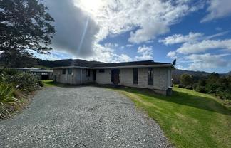 208 King Road (Main House), Mangawhai Heads