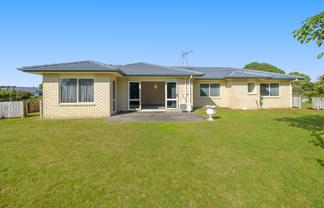 12 Braithwaite Lane, Pyes Pa