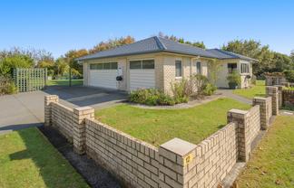12 Braithwaite Lane, Pyes Pa
