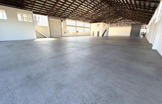 Road Front Warehouse/Showroom
