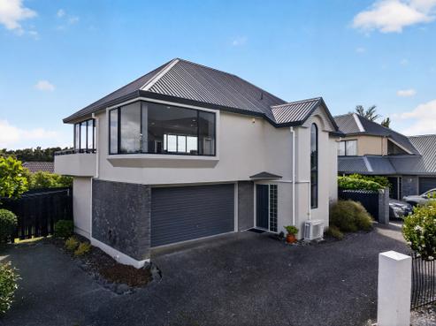 1/6 Calluna Crescent, Totara Heights