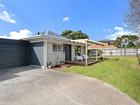 9B Bungalore Place, Half Moon Bay
