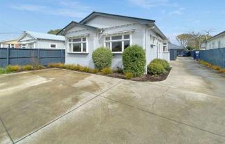 437 Barrington Street, Addington