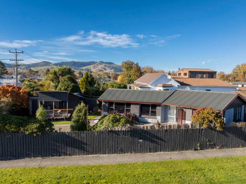 31 Johnson Street, Milton