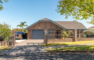 4 Neralee Court, Conifer Grove