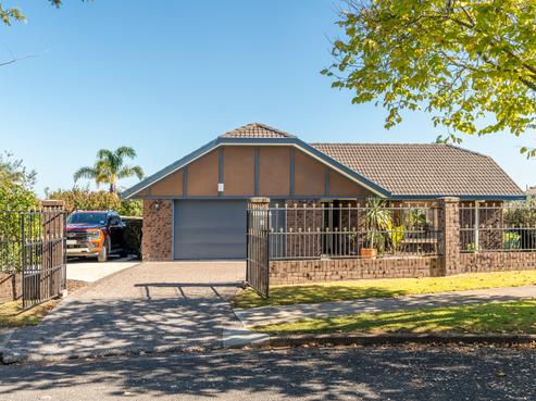 4 Neralee Court, Conifer Grove