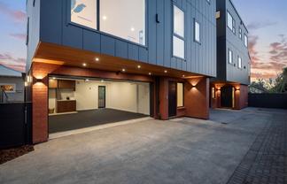 16B Egremont Street, Belmont
