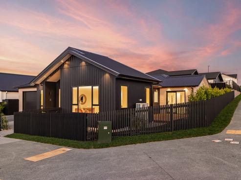 33 Tukutata Crescent, Wainui