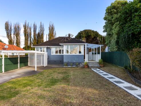 10 Caen Road, Panmure