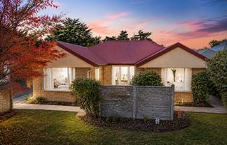 14 Len Hale Place, Parklands