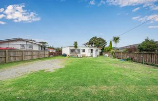 16 Walton Road, Paraparaumu Beach