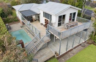 3 Grendon Road, Titirangi