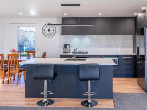 48 Constitution Avenue, Milton