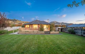 9 Irwin Logan Drive, Mosgiel