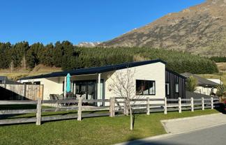 35 Silver Street, Lower Shotover