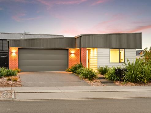 2 Musselwhite Terrace, Greenhill Park