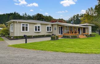 719 Rewatu Road, Poroporo