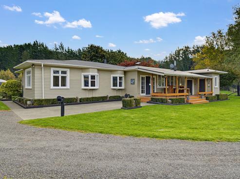 719 Rewatu Road, Poroporo