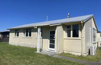 400 Kiwi Place, Camberley