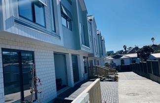 5c John F Kennedy Place, Glen Eden