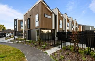 1/10 Tonga Place, Riccarton