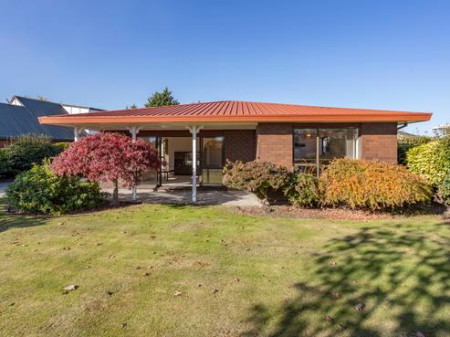 30 Royleen Street, Casebrook