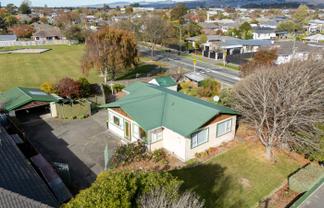 66 Avondale Road, Avondale
