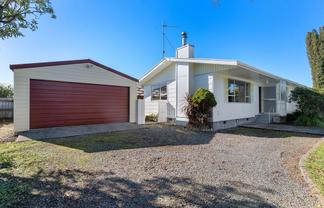 13 Hornsby Street, Carterton