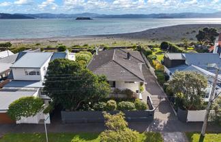 438 Muritai Road, Eastbourne