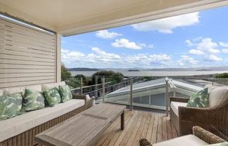 438 Muritai Road, Eastbourne