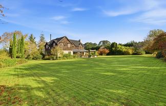 313 Plaskett Road, Fernside