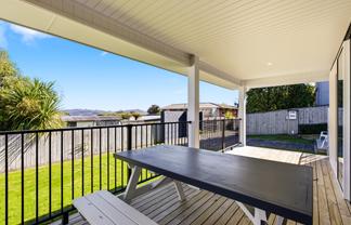 2/19 Awanui Street, Hilltop
