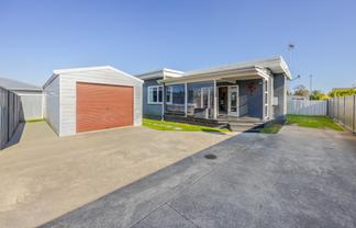 107a Mayfair Avenue, Mayfair